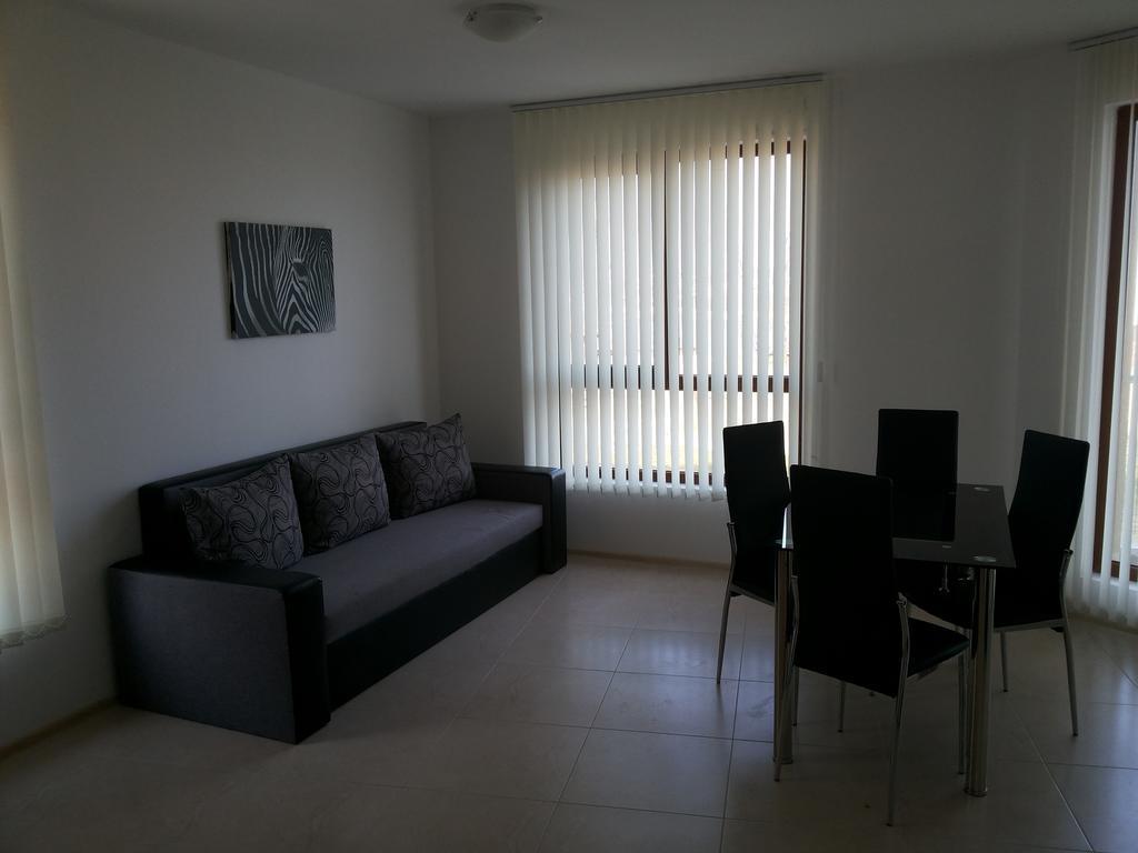 אקהטופול Sunrise Apartments חדר תמונה