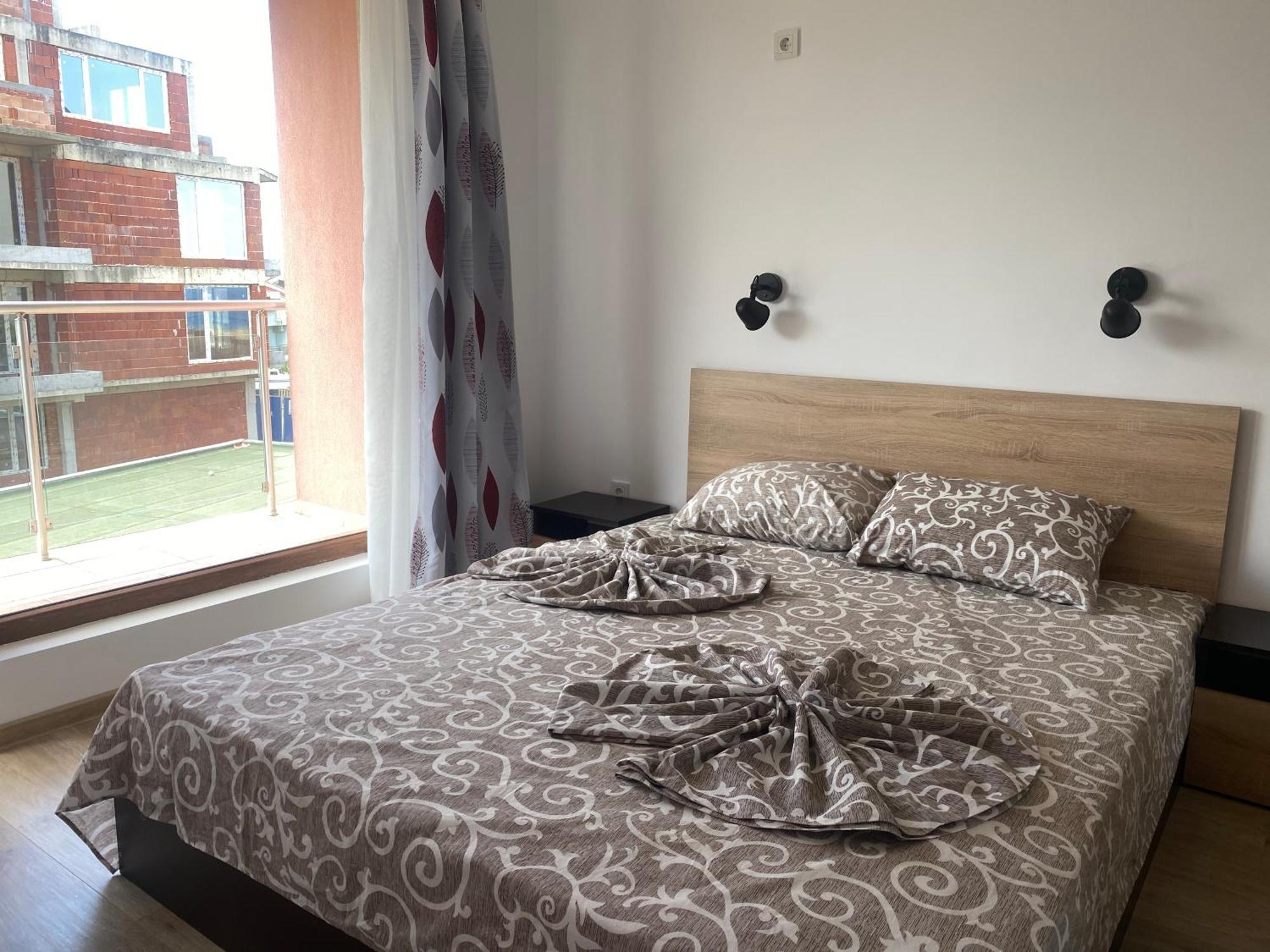 אקהטופול Sunrise Apartments מראה חיצוני תמונה