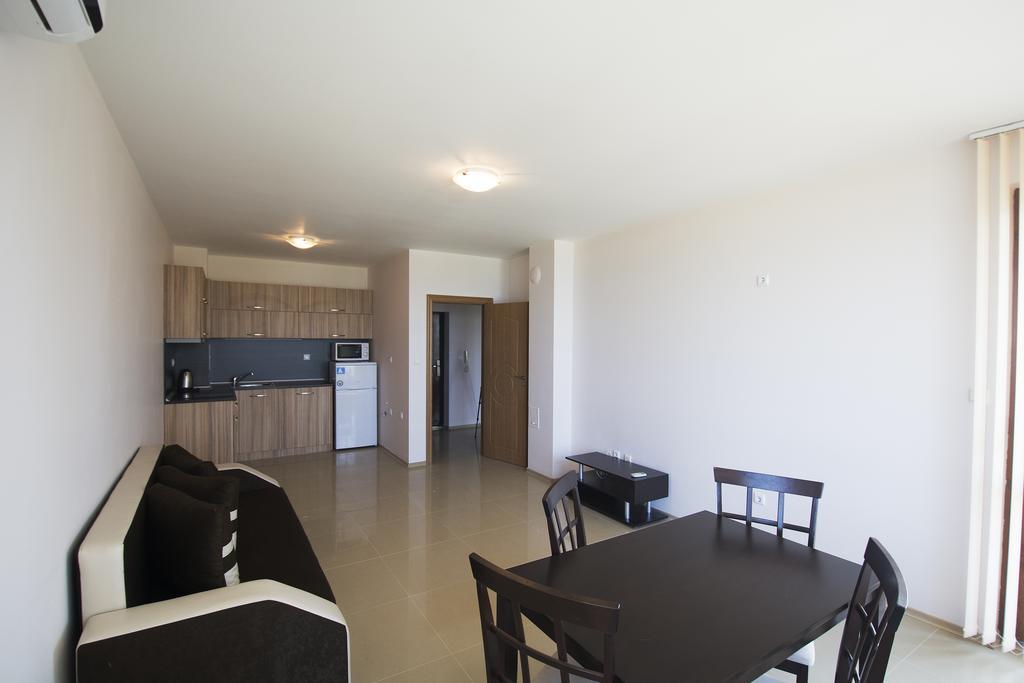 אקהטופול Sunrise Apartments מראה חיצוני תמונה