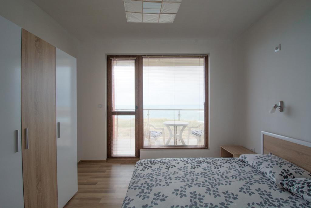 אקהטופול Sunrise Apartments מראה חיצוני תמונה