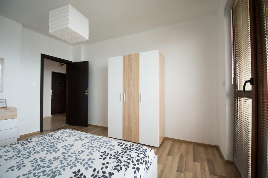 אקהטופול Sunrise Apartments מראה חיצוני תמונה